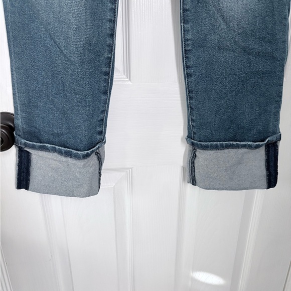 Evereve Cuffed Jeans - Picture 5 of 5